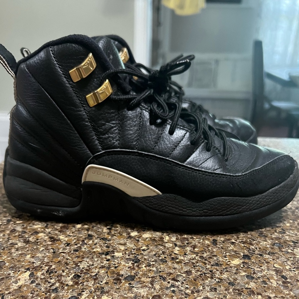 Jordan 12 Retro The Master (GS) 5Y.. black/gold ..good condition